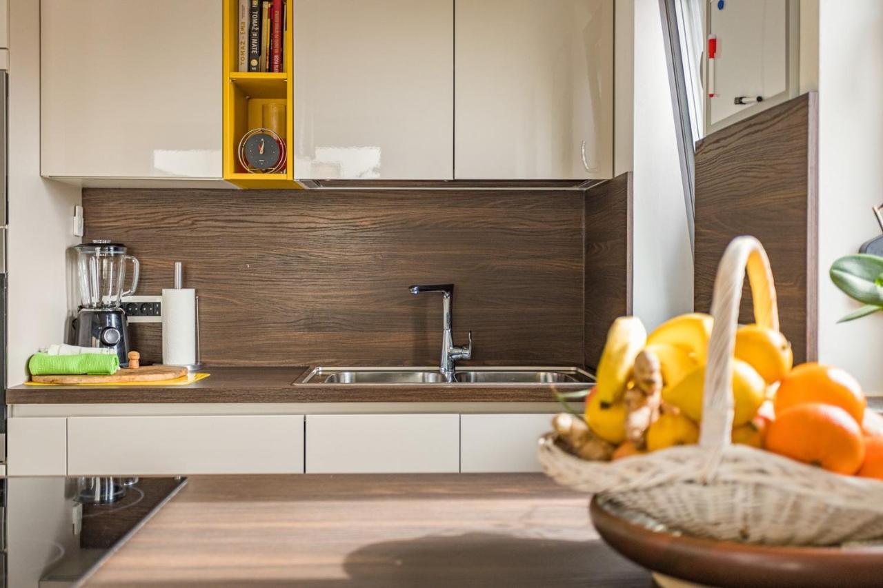 Apartments Bijou With Big Private Garden Near Umag Vilanija Ngoại thất bức ảnh