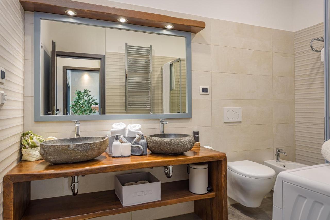 Apartments Bijou With Big Private Garden Near Umag Vilanija Ngoại thất bức ảnh
